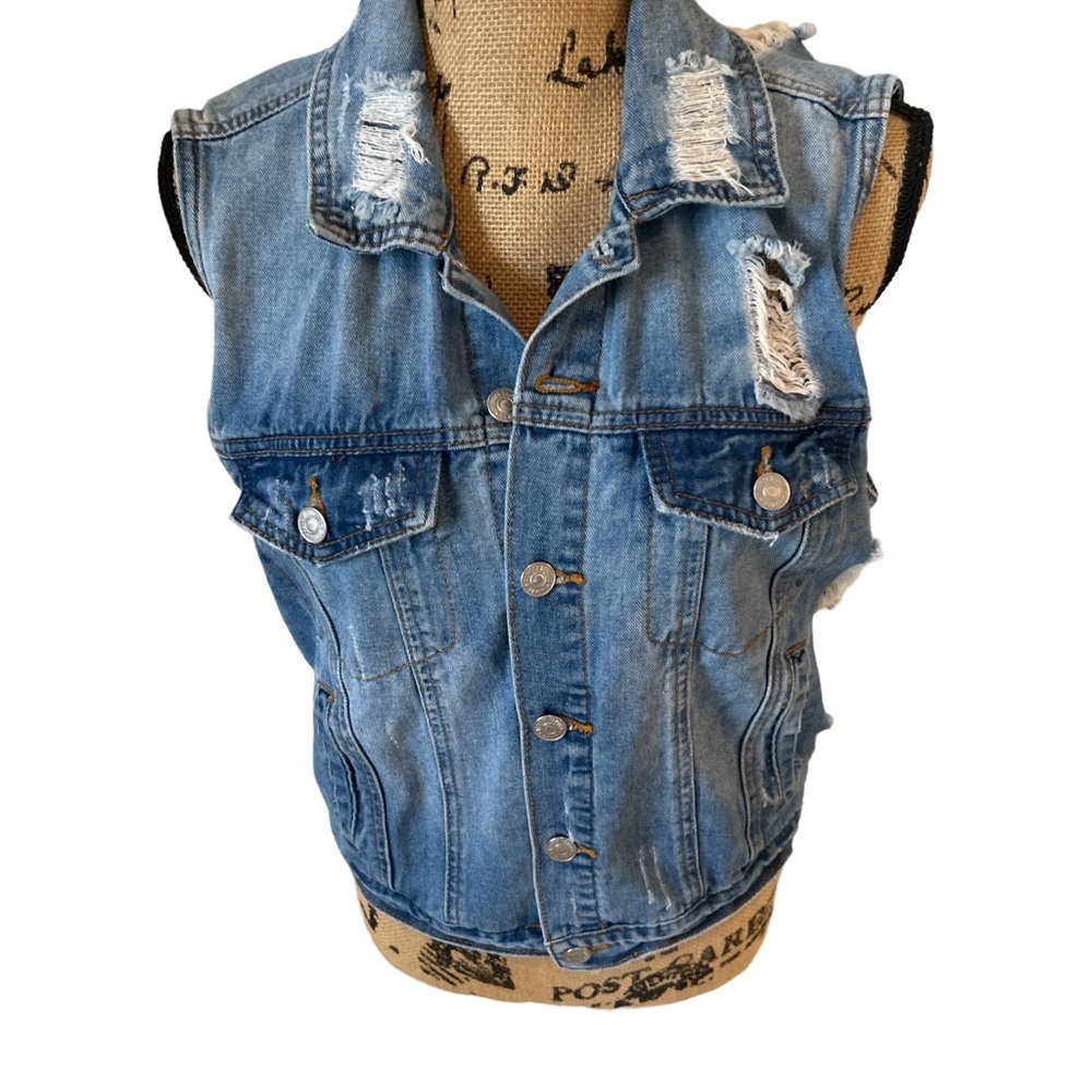 Almost Famous Distressed Jean Jacket Women’s Size X Small - Picture 6 of 11